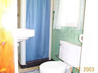 Cabin_2_bathroom